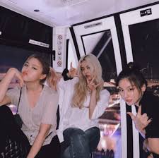 Itzy Icons Like Or Reblog Itzy Kpop Girls Kpop Girl Bands