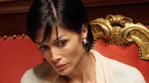 After obtaining a degree in law, carfagna worked for several years on italian television shows and as a model. Mara Carfagna Ottimista Per Quanto Riguarda La Prossima Estate