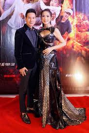 Lật mặt 48h lý hải trở lại với dòng phim hành động sở trường của mình. Ly Háº£i Minh Ha Mang Chá»£ Ná»•i Miá»n Tay Len San Kháº¥u Ngoi Sao