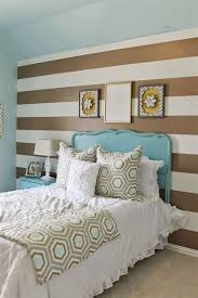 We did not find results for: 11 Inspirasi Desain Kamar Dengan Pola Garis Garis Horizontal Dan Vertikal