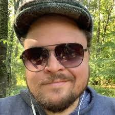 Jasmine Walter's Instagram, Twitter & Facebook