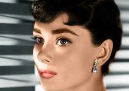 How to Get Perfect Audrey Hepburn Eyebrows!