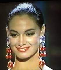 15 records for lupita jones. Miss Mexico 1991 Lupita Jones After Making The Top 3 Semifinalist To The Crown Of Miss Universe Beauty Miss World Beauty Queens