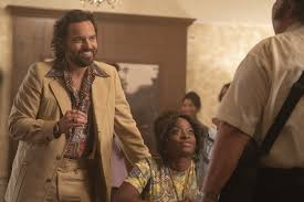 In HBO Maxs Minx, Jake Johnson Cements His Place as Hollywoods Everyman  | GQ