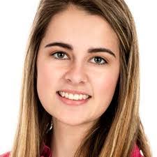 Evelyn Nutt's Instagram, Twitter & Facebook