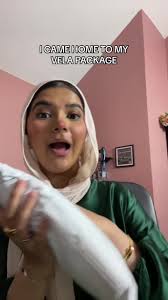 Vela Scarves Pr Package