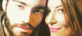 L'abbiamo pizzicata a ponza, in piscina con un amico. Selvaggia Lucarelli Con Lorenzo Ho Finito Di Patire Ticinonline