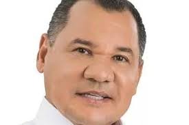 Clara Luz Roldán designó gobernador encargado del Valle del Cauca