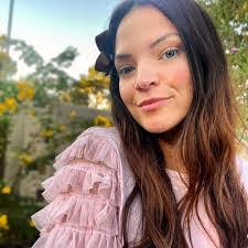 Kara Houston's Instagram, Twitter & Facebook