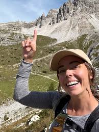 ⛰️👣 Whenever I'm struggling with modern life, this is my go-to place to  run to. Constantly content and forever humbled by the beauty of nature. I  hope everyone is having a peaceful