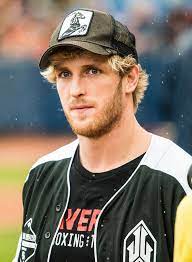 Отец — грег пол, риелтор; Logan Paul Wikipedia