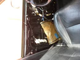 How to open a door lock without a key: Help Opening Stuck Drivers Side Door On A 1999 Lexus Gs 400 Motor Vehicle Maintenance Repair Stack Exchange