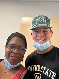 🐉 BIG Dragon Thank You to Dr. LaSharon Samuels for her continued support  of LO! The Samuels family were a loyal dragon youth family for years.  Coach, Joel Samuels was always on