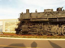 Paducah Ky Old Train By The Flood Wall Murals I Played On This When I Was A Kid Before They Move It Paducah Paducah Kentucky Abandoned Train