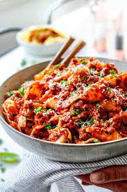 Then, divvy up the sauce, leaving enough room for the sauce to expand. The Best Bolognese Sauce How To Freeze Tips Tricks Etc Best Bolognese Sauce Pasta Dishes Bolognese Sauce