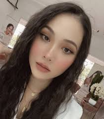 Hack Live Kami Menunjukkan A** Dia!,”