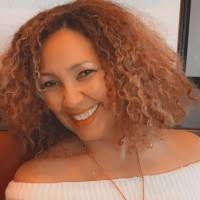 5 "Minerva Calderon" profiles