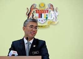 Muhyiddin yassin jadi 'caretaker' sehingga perdana menteri baharu dilantik. Kerugian Akibat Pkp 2 0 Lebih Rendah Berbanding Sebelum Ini Tengku Zafrul Utusan Borneo Online