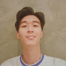 Looking for a **Receptionist** in **Budapest** We are a small hostel in  Budapest downtown. Our mission (besides the obvious beds) is to help our  guests figuring out why they like to travel