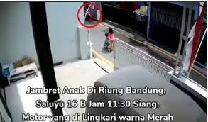 Viral Bocah Di Bandung Pakai Kalung Emas Dijambret Saat Bermain Sepeda Bagian 1