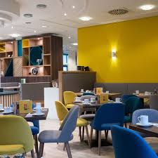 Bathrooms offer hair dryers and free toiletries, and beds sport pillow menus. Holiday Inn Essen City Centre Restaurant Essen Nw Opentable