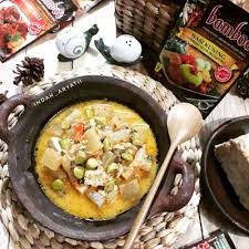 Cecek/kikil•daun salam•daun jeruk•daun sereh•santan kara•air•minyak goreng (untuk menumis)•bawang merah. Resep Cecek Bumbu Kuning Facebook