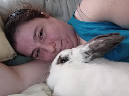 Meet bun bun, a year and a half old English spot mix, I believe has some  lop mixed in her cuz she has one ear that flops over. She weights 4.6  pounds.