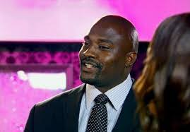 Vernon Wiley's Instagram, Twitter & Facebook