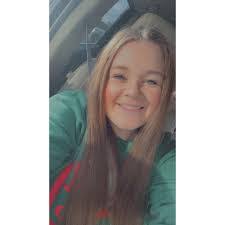 Rachel Low's Instagram, Twitter & Facebook