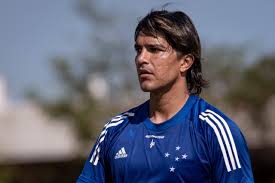 Marcelo martins moreno (born 18 june 1987), known as marcelo martins in bolivia and as marcelo moreno in other countries, is a bolivian professional footballer who plays as a striker for cruzeiro and. Marcelo Moreno Comenta Sobre Sequencia Do Cruzeiro Nao Tem Margem Para Mais Erros Esporte News Mundo