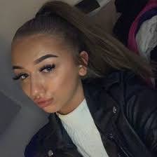 Tia Foley's Instagram, Twitter & Facebook