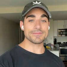 Jerome leo (@jerome.leo68)