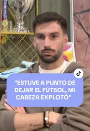 A Quien Le Pidio Ayuda Elia Baena