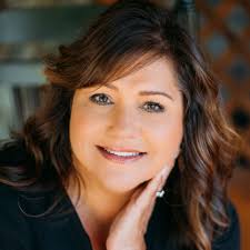 Dana Amos Real Estate Agent