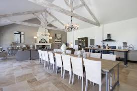 St Remy De Provence Les Alpilles Provence Grandes Salles A Manger Maison Style Salle A Manger Industrielle
