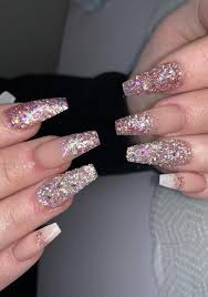 Ombre, gradient, acrylic and more glitter nails. 21 Fabulous Glitter Nail Design Ideas For This Year 2021 Daily Women Blog