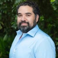 Edwin Uribe's Instagram, Twitter & Facebook