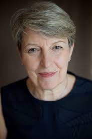 Sandra Naumann's Instagram, Twitter & Facebook