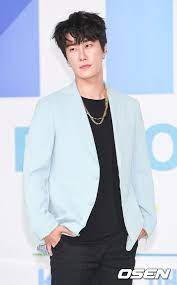 South korean rapper san e has landed himself in hot water with a series of incidents in which he ranted against the burgeoning feminist . San E Actor