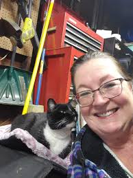 Hello! This is mittens. He has been missing since 12/7. We are offering  $1000 for information leading to his return 🙂