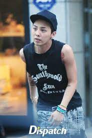Blackpink's dating history 2021 reveals jennie, lisa, rose and jisoo's boyfriends despite yg entertainment's dating ban. G Dragon S Everyday Tattoo Fashion News Photo Bigbangupdates G Dragon Fashion News Bigbang G Dragon