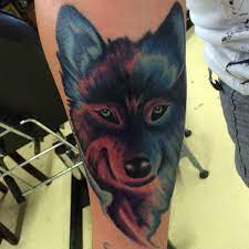 26 Wolf Tattoo Ideen Bilder Und Bedeutung Wolf Tattoos Animal Tattoos Wolf Tattoo