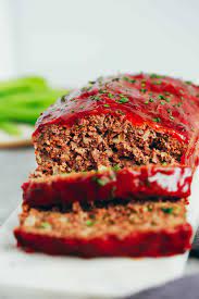 A ratio of 80 percent meat to 20 percent fat is the generally accepted formula. Easy Turkey Meatloaf Recipe Low Carb Meatloaf Primavera Kitchen