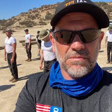 Does anyone have pickleball starter paddles to donate for elementary school  students?