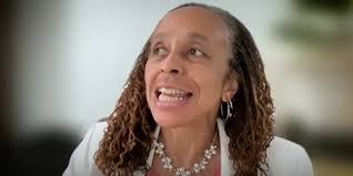 Desiree Byrd's Instagram, Twitter & Facebook