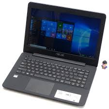 Asus menyarankan windows 10 pro untuk bisnis. Jual Laptop Asus X454y 14 Inch Second Di Malang Jual Beli Laptop Bekas Kamera Service Sparepart Di Malang
