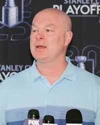 Mike Lundell's Instagram, Twitter & Facebook