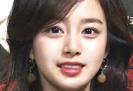 지연과 쏙 빼닮은 어머니의 미모가 새삼 놀라움을 안겼다. í•œì˜ˆìŠ¬ Vs ê¹€íƒœí¬ Vs ì „ì§€í˜„ ë¯¸ë…€ë°°ìš° ë‚˜ì´ í‚¤ ì™¸ëª¨