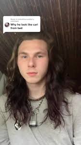 Replying to @kidwithacrowbar ugh your right #celebritydoppelganger  #lookalike #fyp