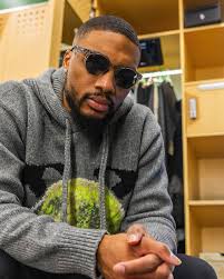 Oakley O Icon • 1993. The iconic logo of performance eyewear known around  the world! Most people don't know that I designed this famous mark